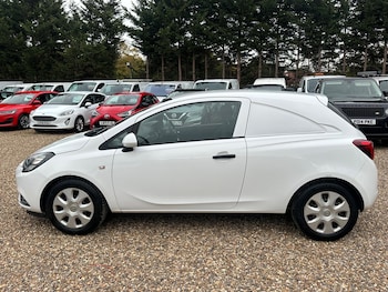 Used Vauxhall Corsa Van 2018 for sale - 76306550: Photo 2