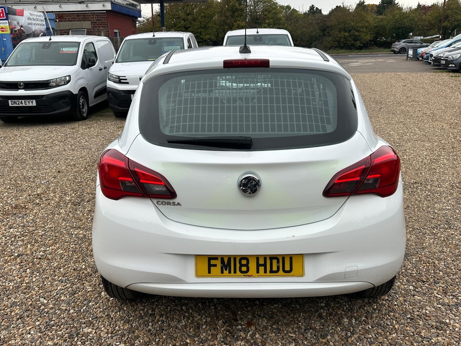 Used Vauxhall Corsa Van 2018 for sale - 76306550: Photo 4