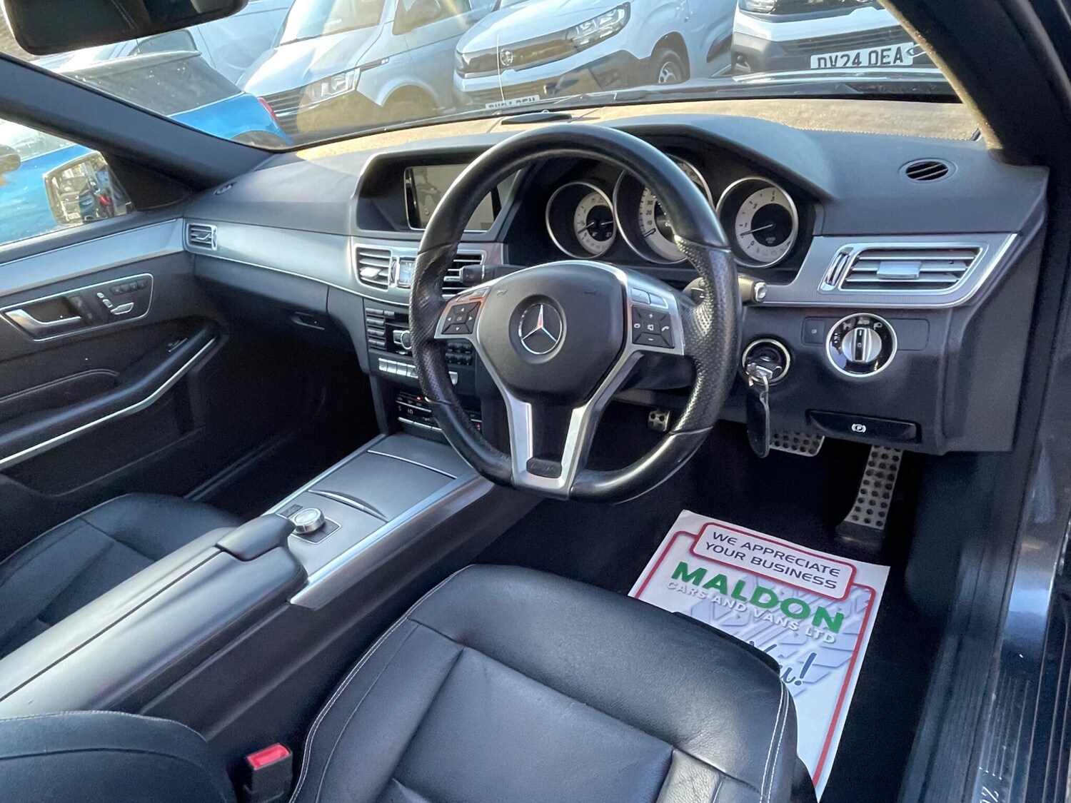 Used Mercedes-Benz E-Class 2014 for sale - 76061003: Photo 10