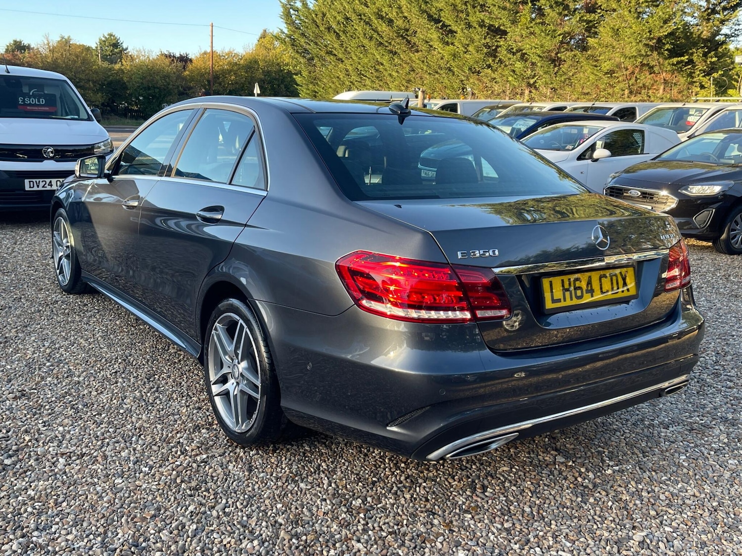 Used Mercedes-Benz E-Class 2014 for sale - 76061003: Photo 3