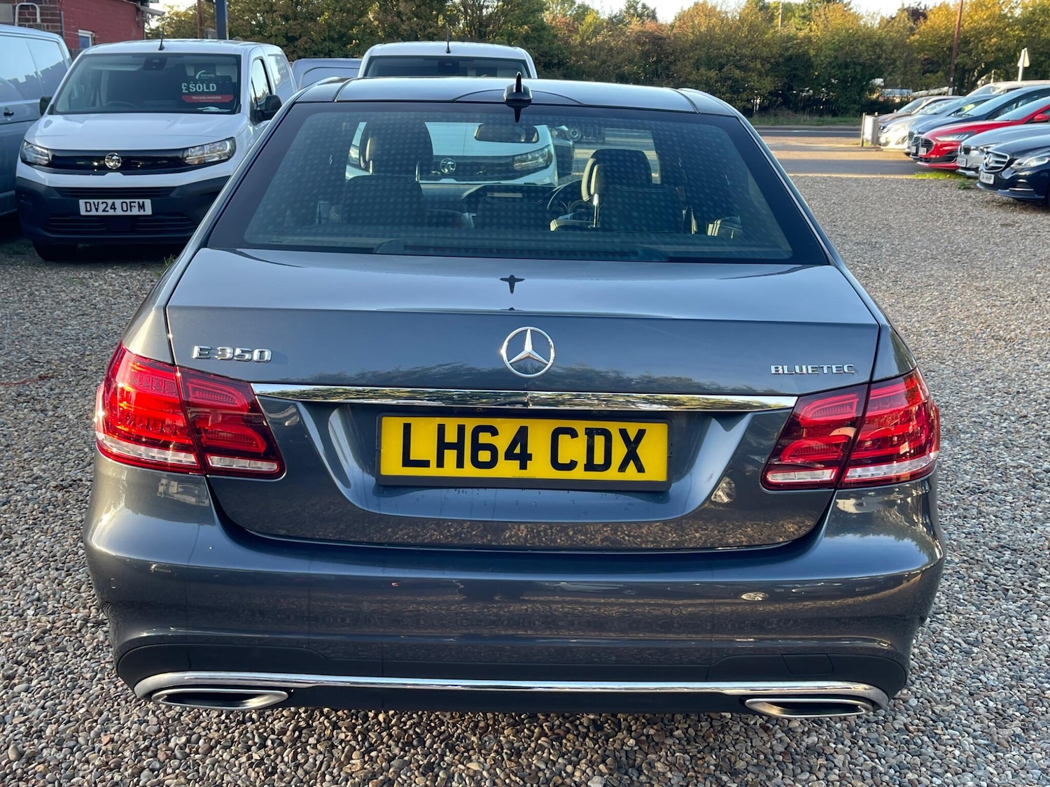 Used Mercedes-Benz E-Class 2014 for sale - 76061003: Photo 4