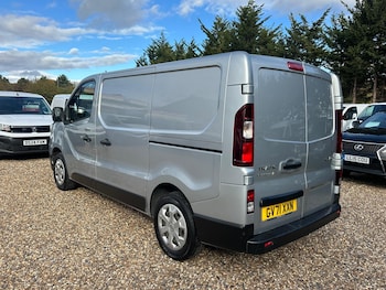 Used Renault Trafic 2022 for sale - 76485799: Photo