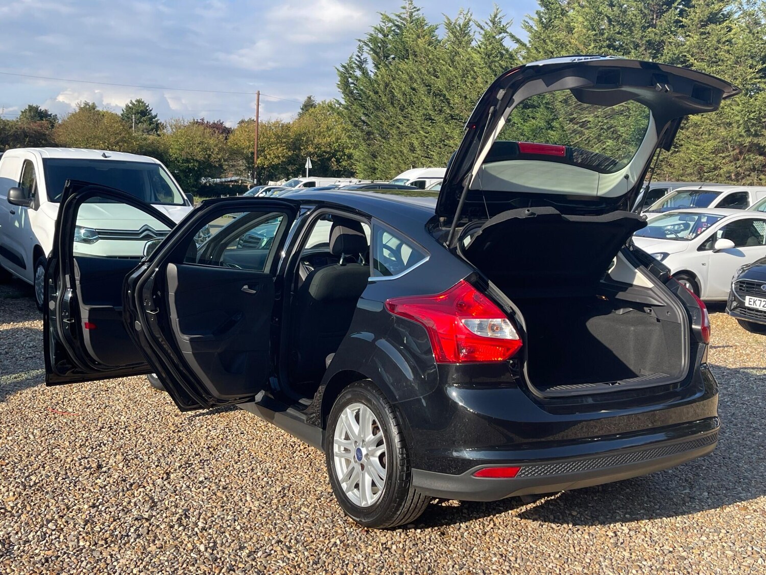 Used Ford Focus 2012 for sale - 76059699: Photo 29