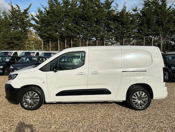 Used Peugeot Partner 2024 for sale - 76199910: Photo