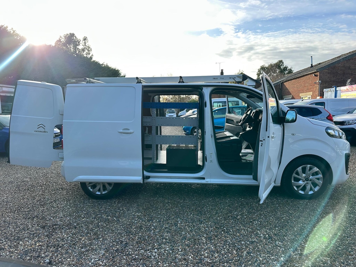 Used Citroen Dispatch 2019 for sale - 76550644: Photo 29