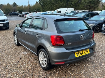 Used Volkswagen Polo 2014 for sale - 77162958: Photo