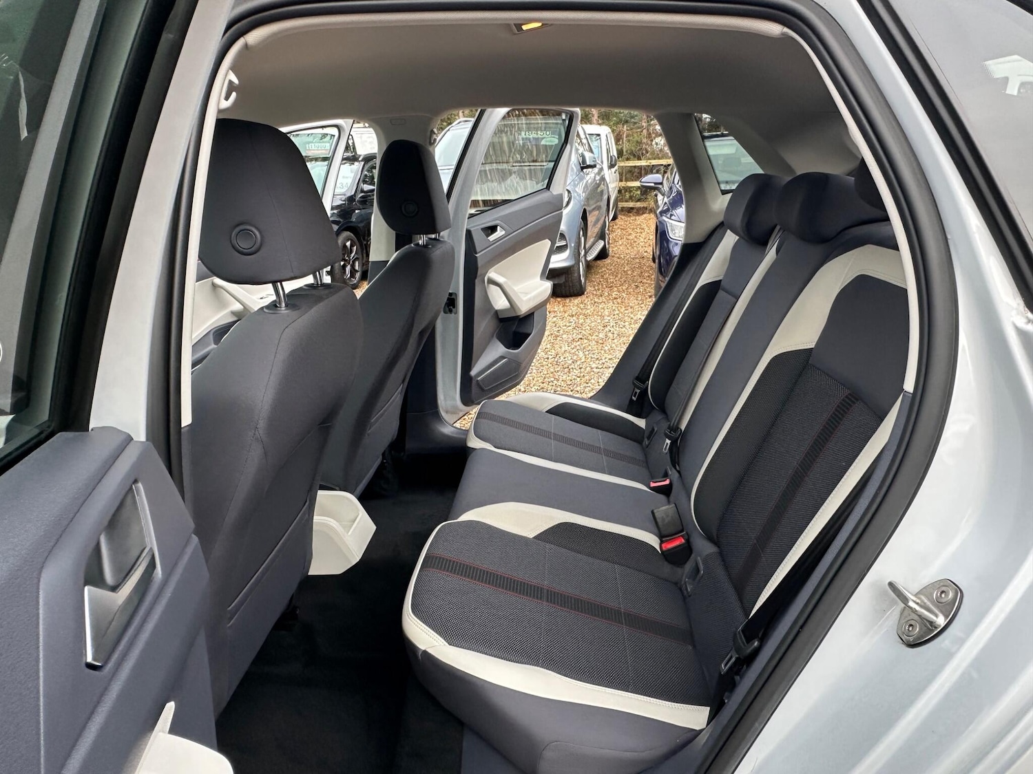 Used Volkswagen Polo 2020 for sale - 77440847: Photo 16