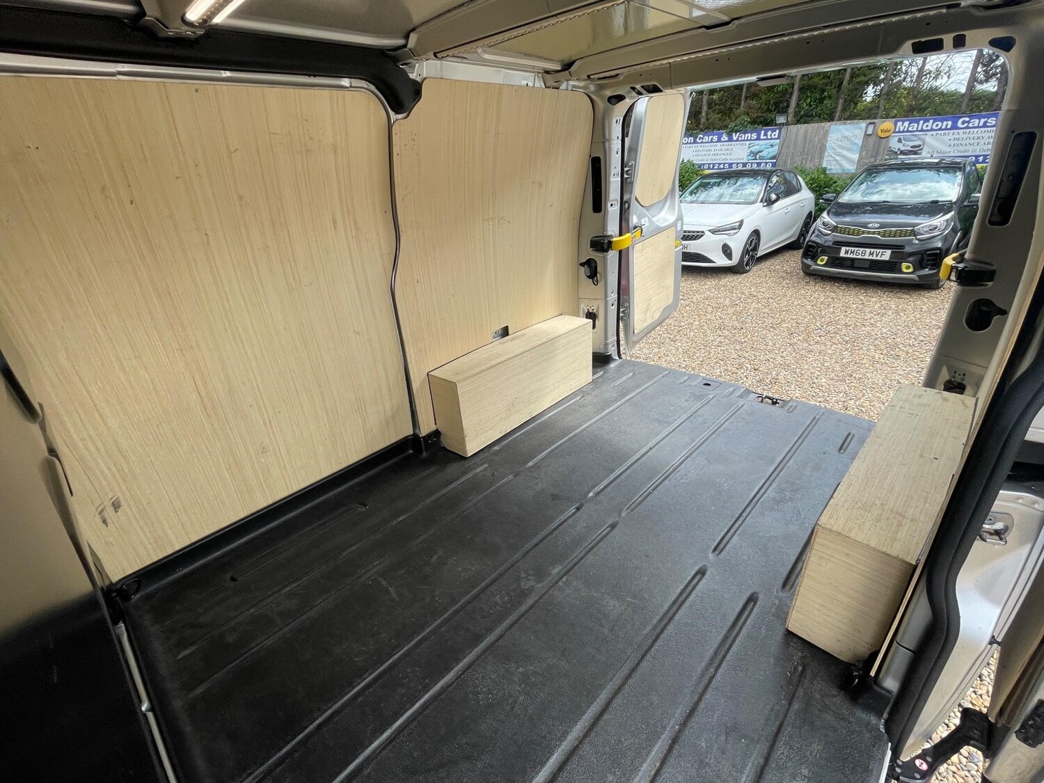 Vehicle 21