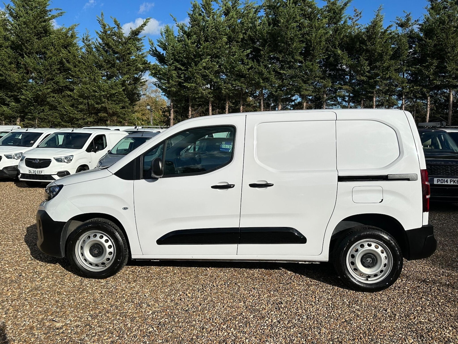 Used Vauxhall Combo 2024 for sale - 76584950: Photo 2