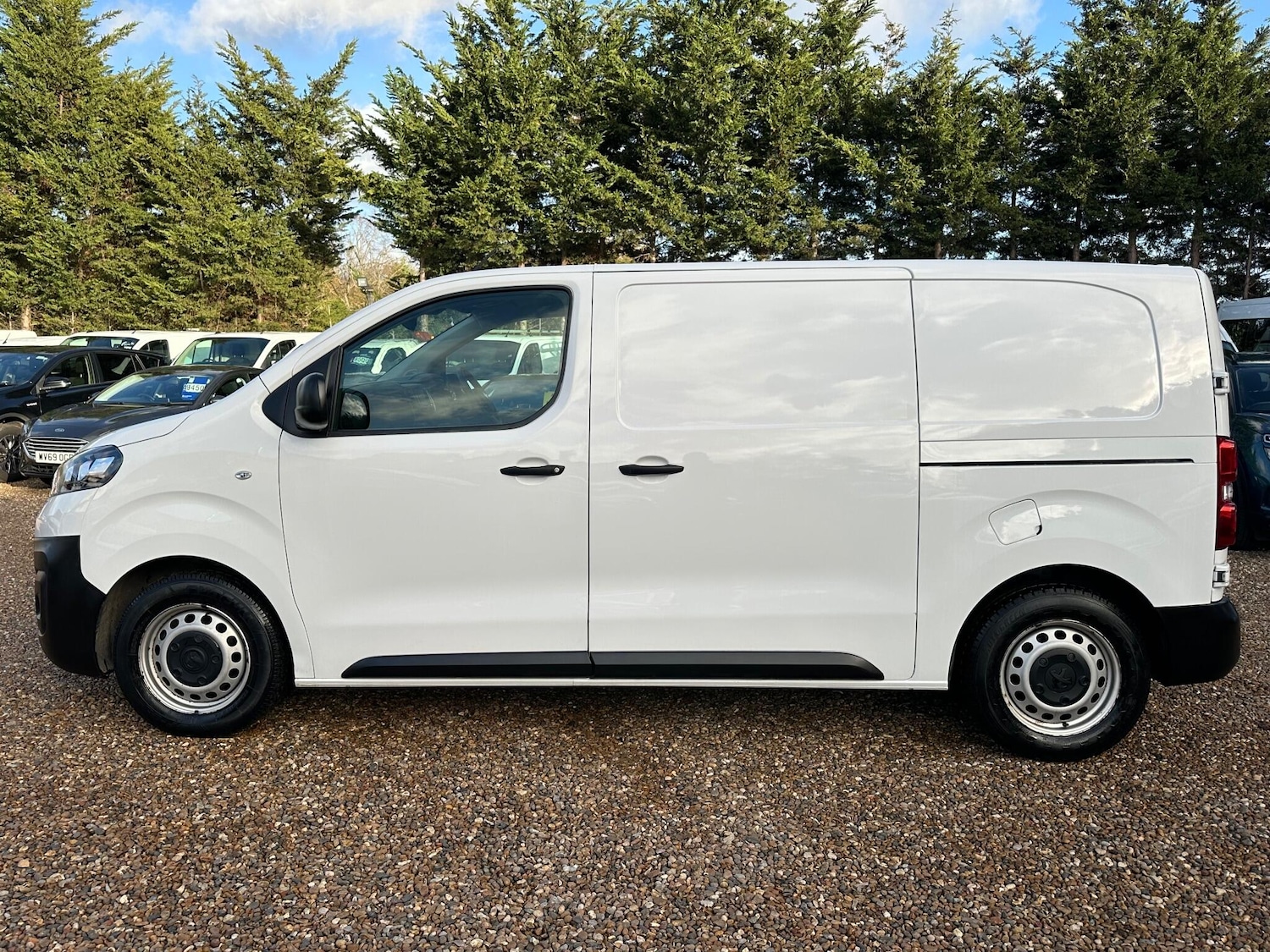 Used Vauxhall Vivaro 2021 for sale - 76727642: Photo 2