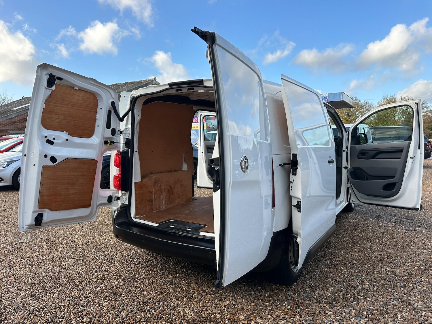 Used Vauxhall Vivaro 2021 for sale - 76727642: Photo 27