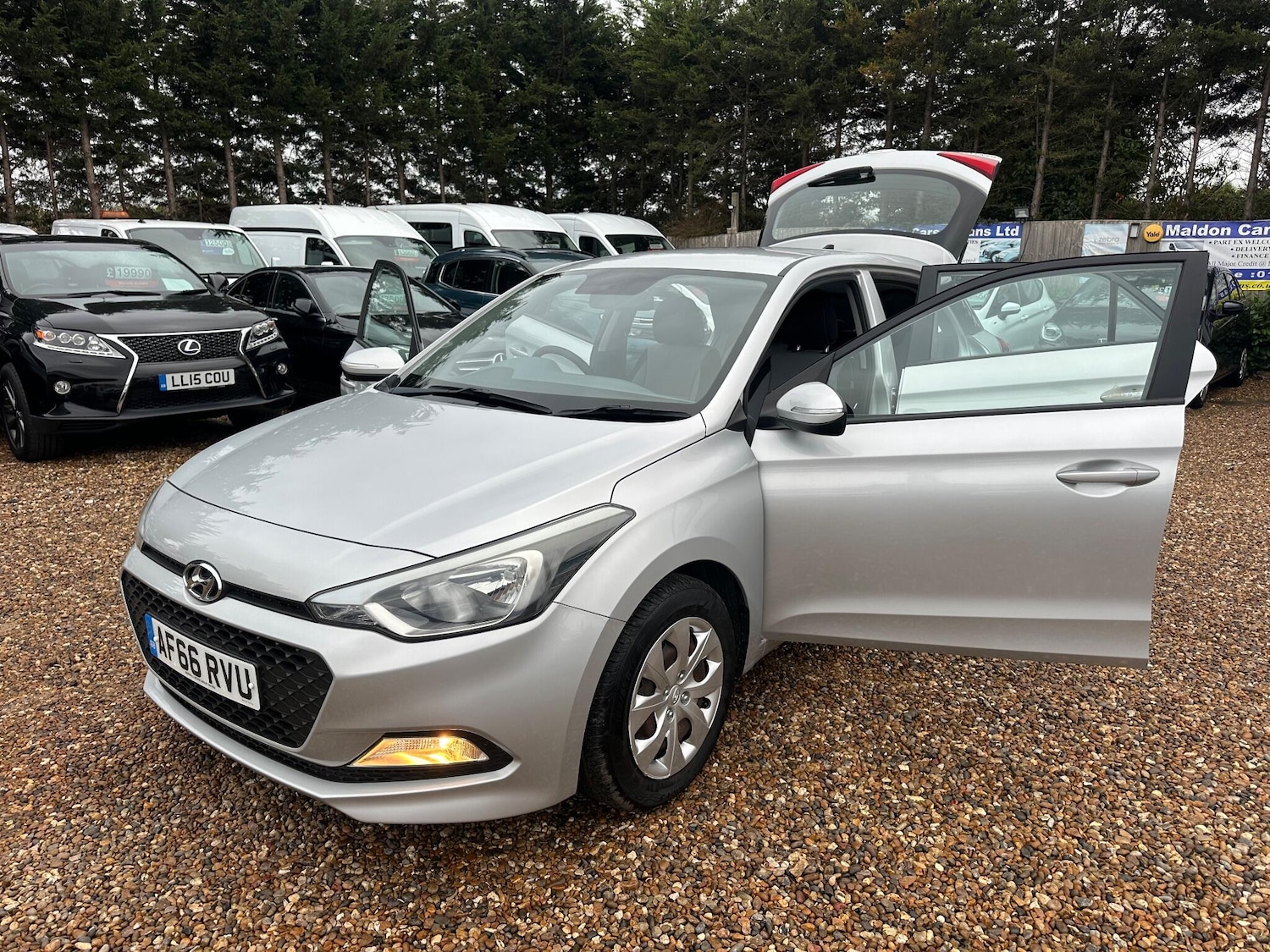 Used Hyundai i20 2016 for sale - 76839277: Photo 19