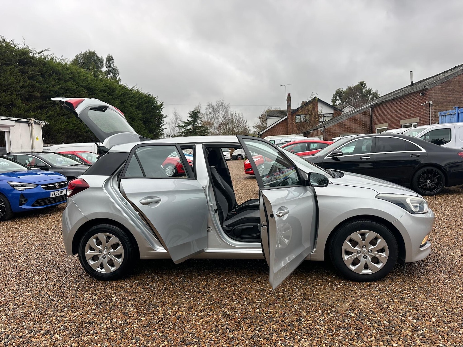 Used Hyundai i20 2016 for sale - 76839277: Photo 24