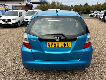 Used Honda Jazz 2010 for sale - 76562210: Photo