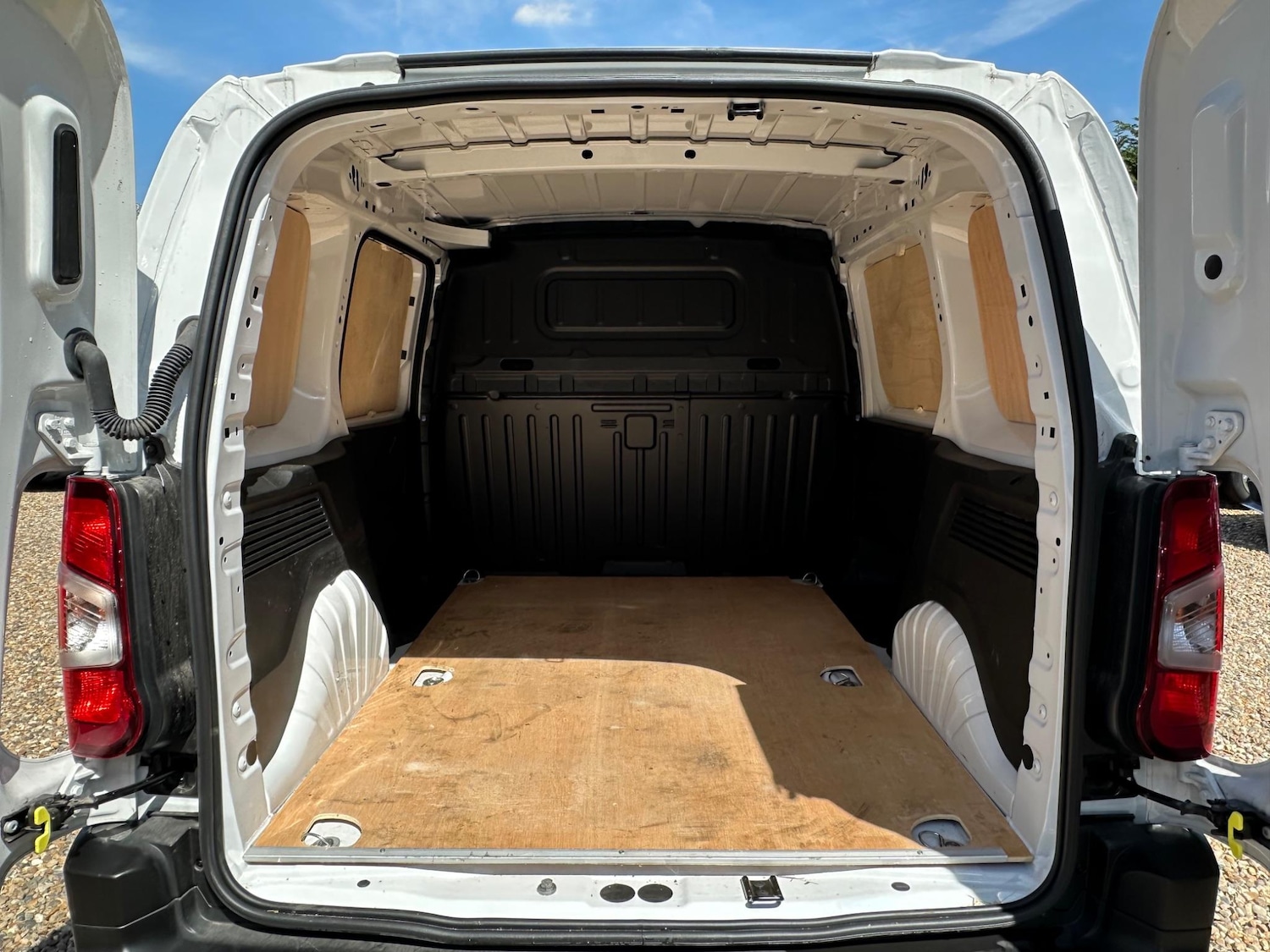 Used Vauxhall Combo 2024 for sale - 76306495: Photo 14