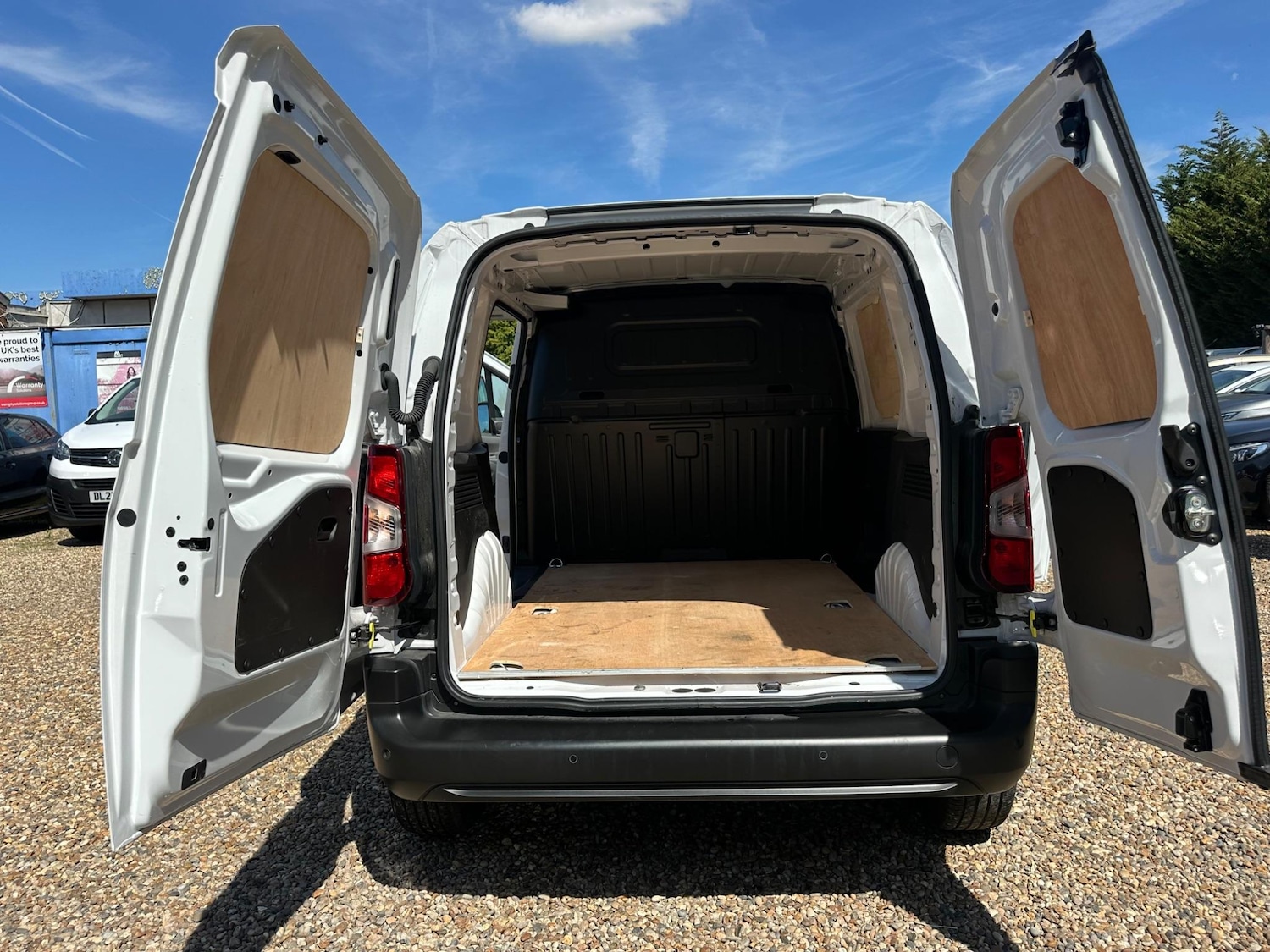 Used Vauxhall Combo 2024 for sale - 76306495: Photo 22