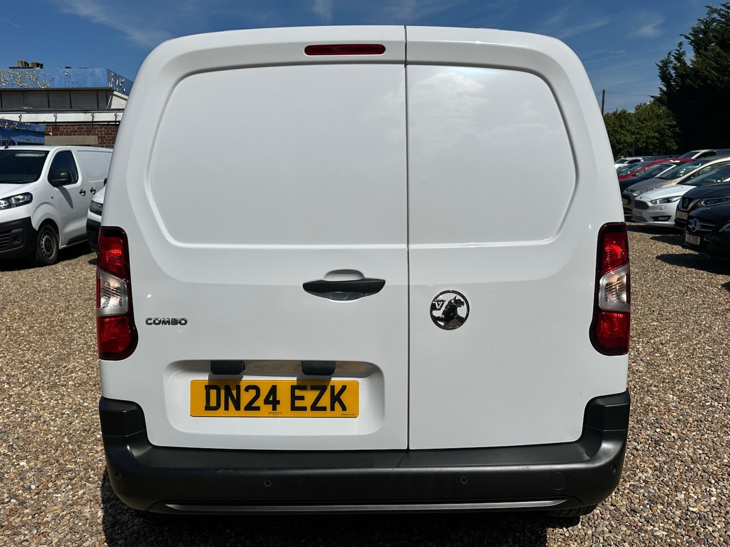 Used Vauxhall Combo 2024 for sale - 76306495: Photo 4