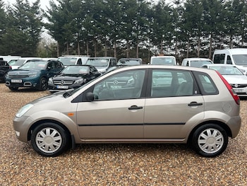 Used Ford Fiesta 2003 for sale - 77166598: Photo