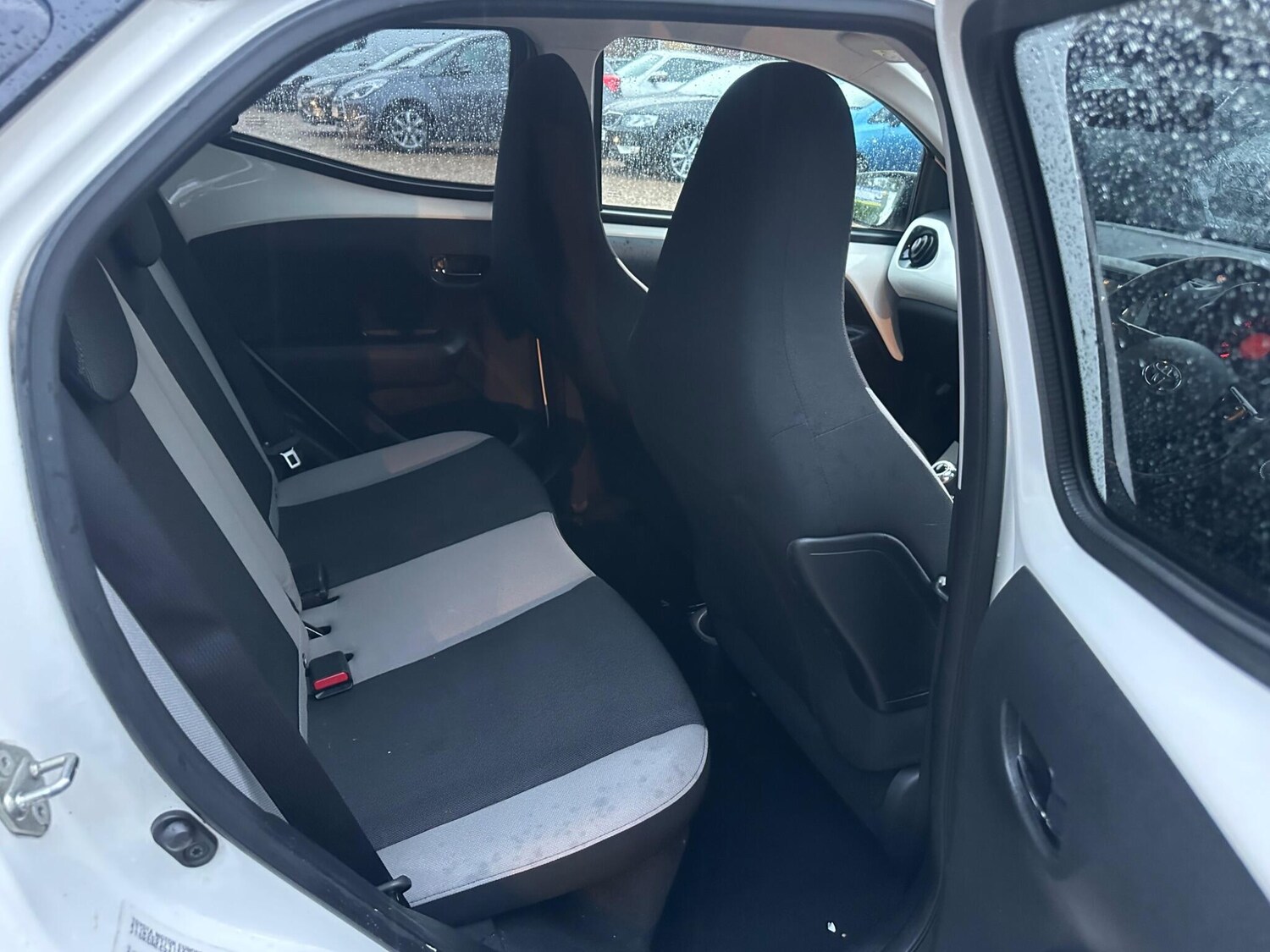 Used Toyota AYGO 2018 for sale - 77509831: Photo 13