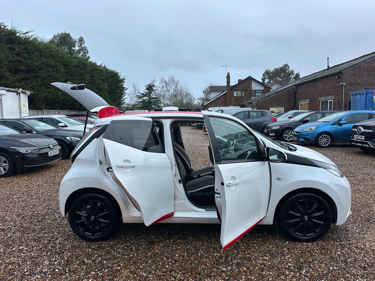 Used Toyota AYGO 2018 for sale - 77509831: Photo 23
