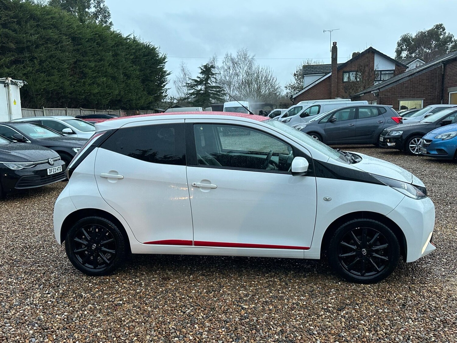 Used Toyota AYGO 2018 for sale - 77509831: Photo 6