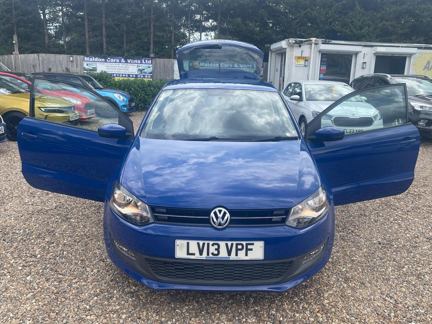Vehicle 29