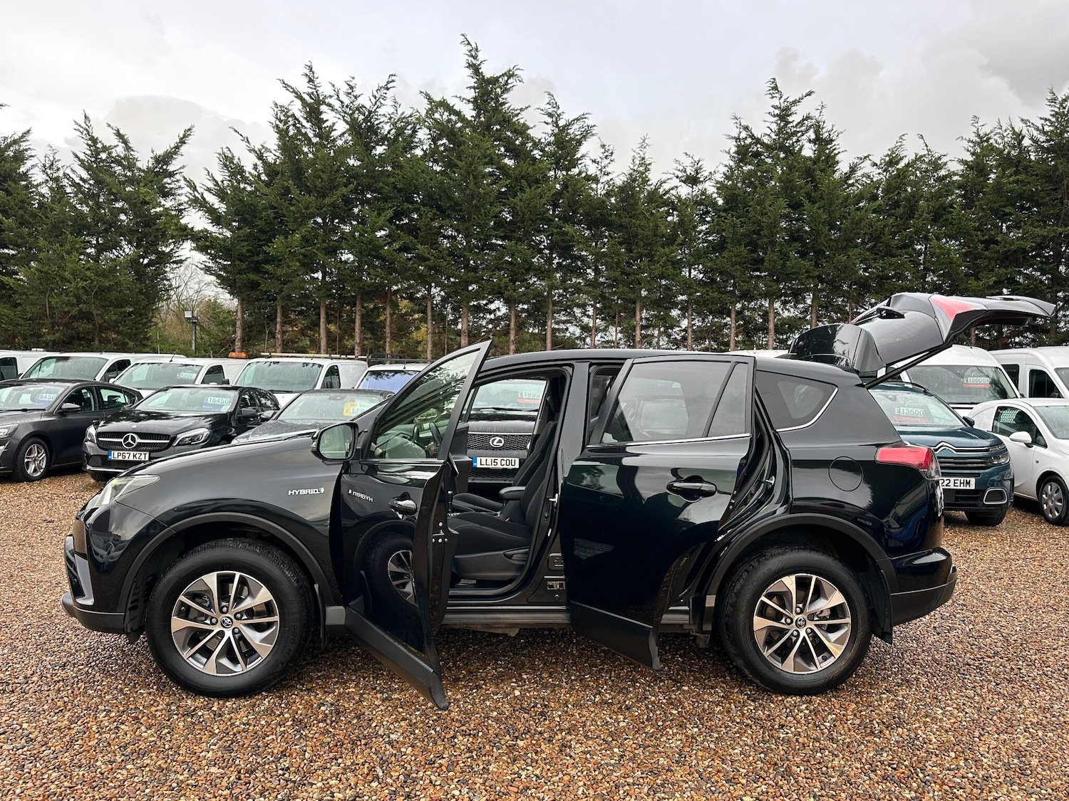 Used Toyota RAV4 2016 for sale - 76688805: Photo 21