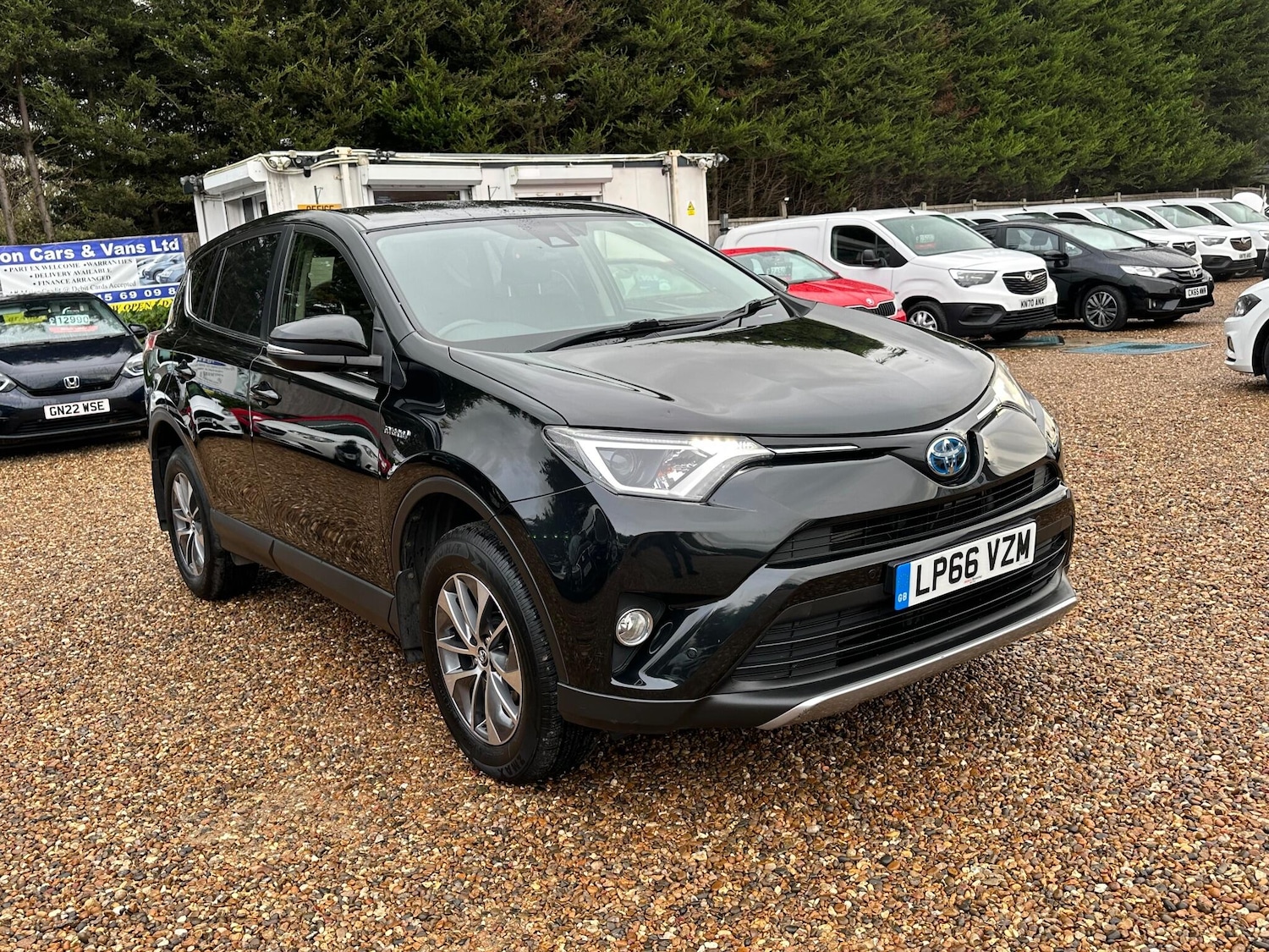 Used Toyota RAV4 2016 for sale - 76688805: Photo 7