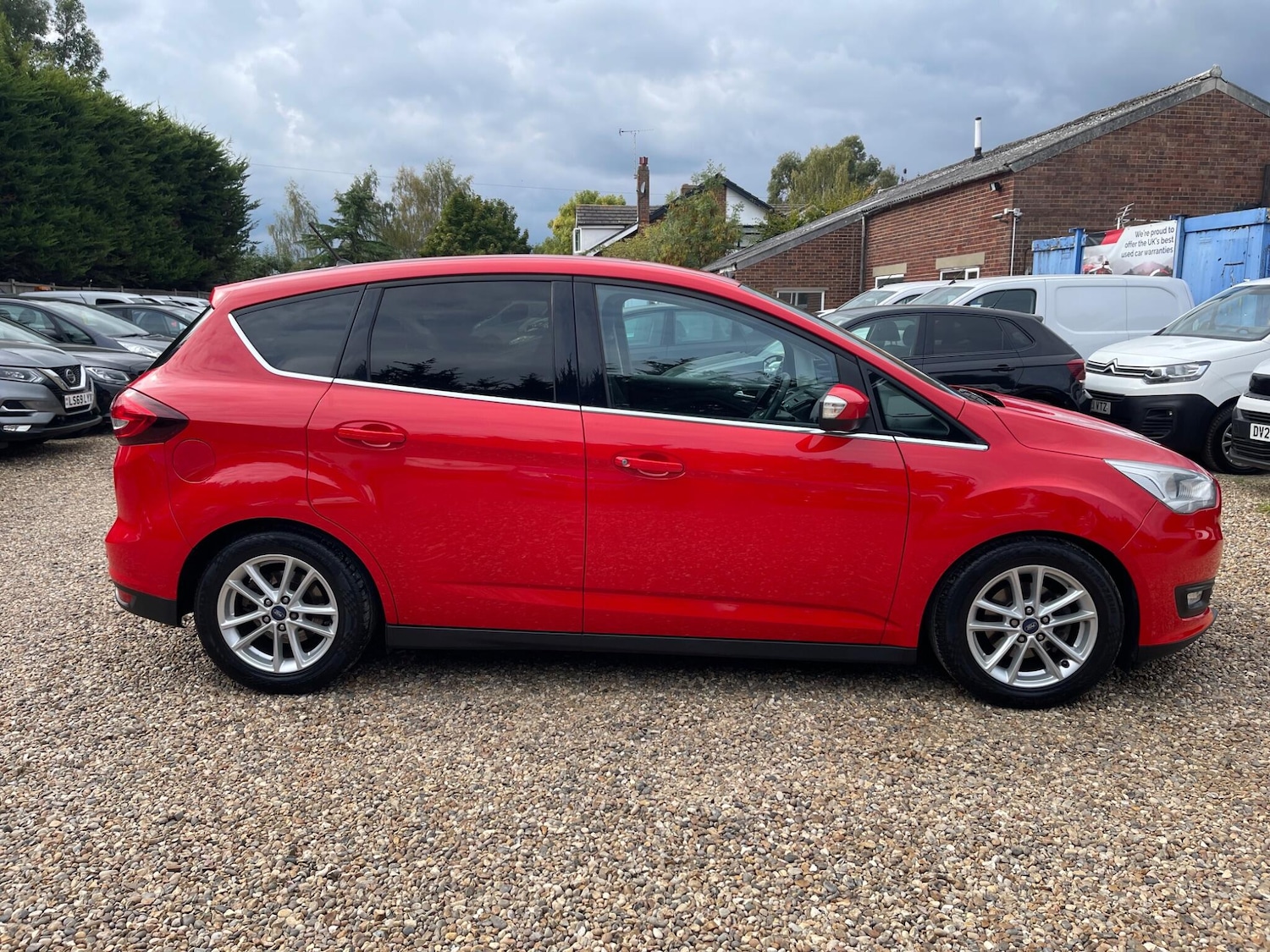 Used Ford C-Max 2017 for sale - 76060023: Photo 6