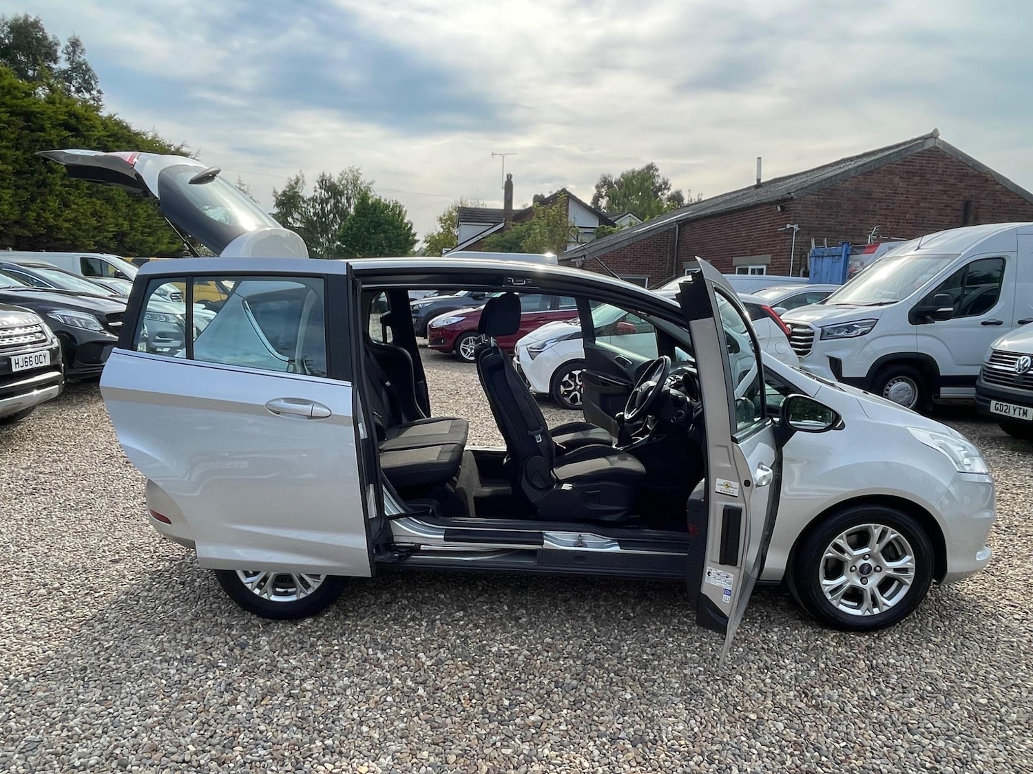 Vehicle 28