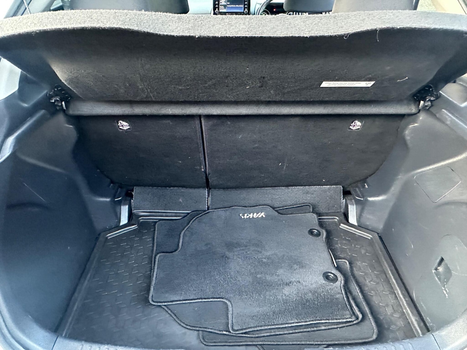 Used Toyota Yaris 2022 for sale - 77387408: Photo 15