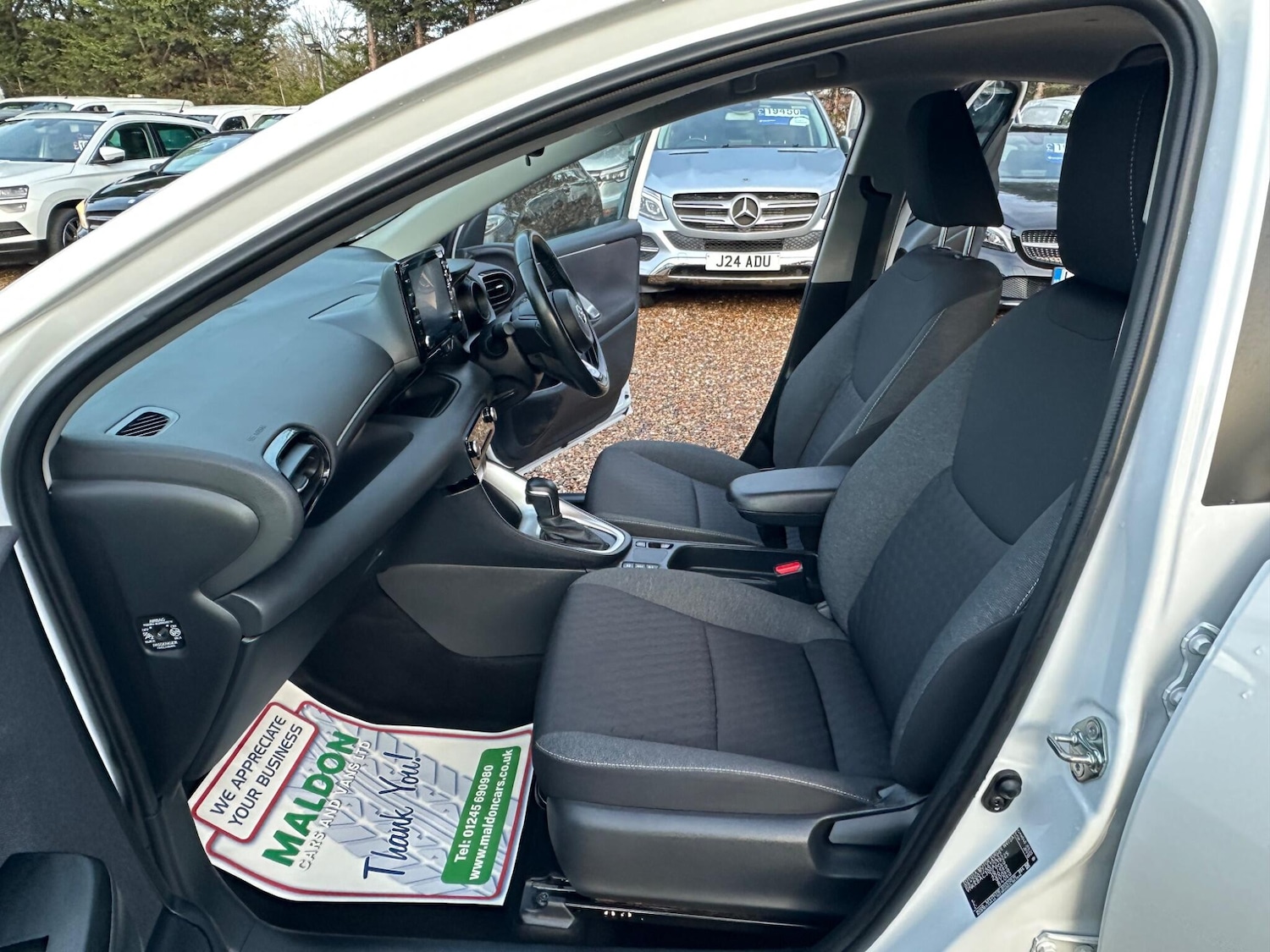 Used Toyota Yaris 2022 for sale - 77387408: Photo 17