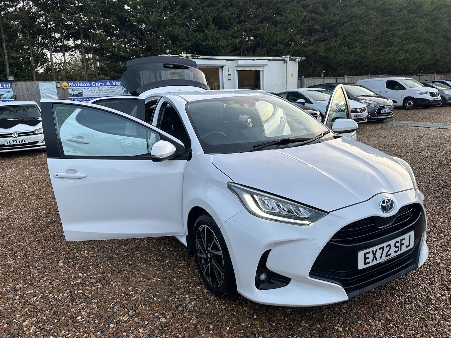 Used Toyota Yaris 2022 for sale - 77387408: Photo 25