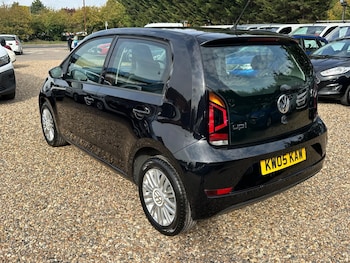 Used Volkswagen up! 2018 for sale - 76122306: Photo