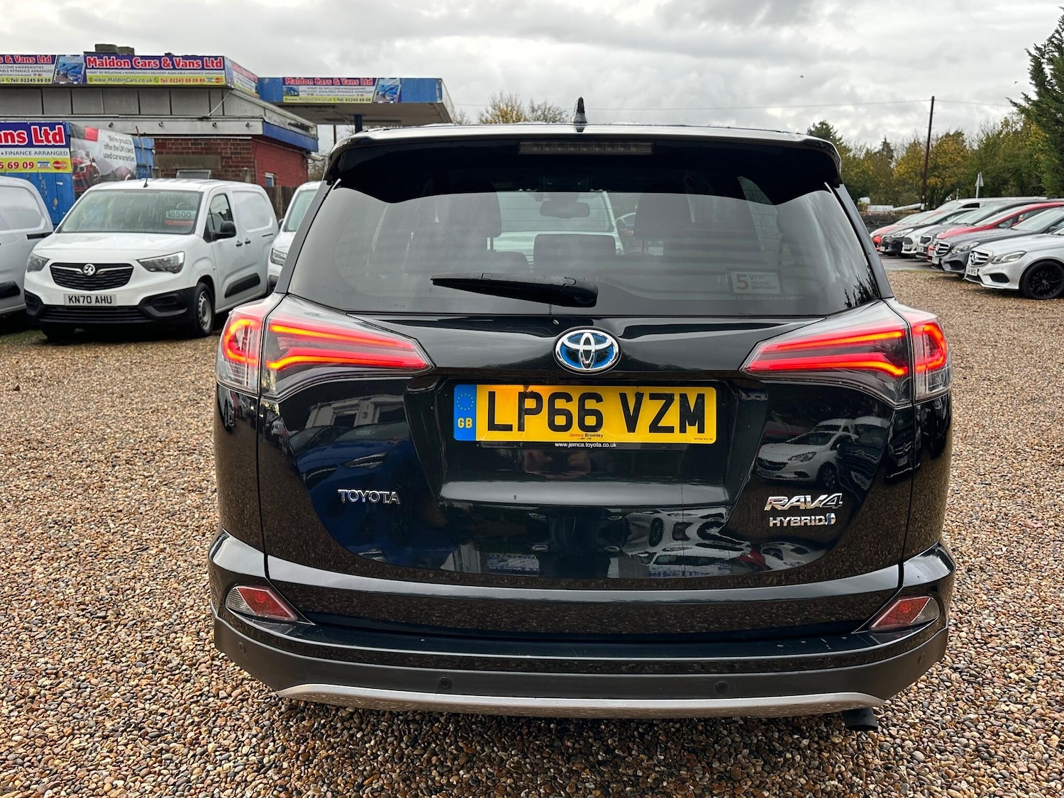 Used Toyota RAV4 2016 for sale - 77238031: Photo 4