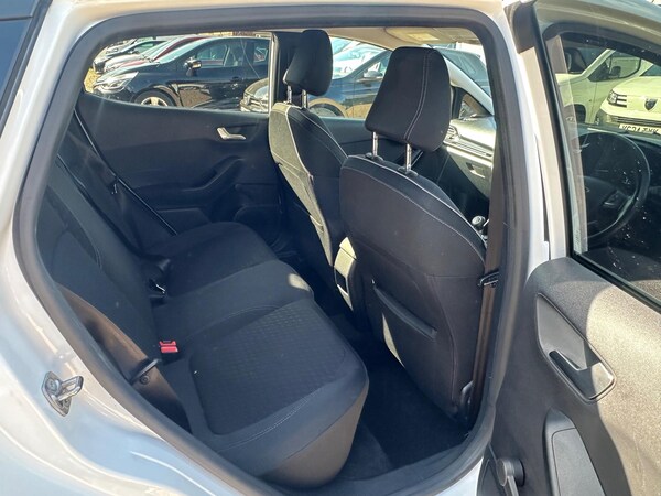 Used Ford Fiesta 2018 for sale - 76109342: Photo 14