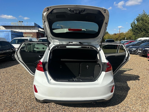 Used Ford Fiesta 2018 for sale - 76109342: Photo 22