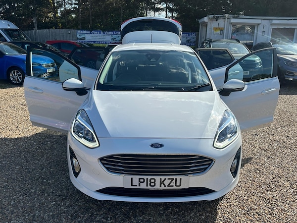 Used Ford Fiesta 2018 for sale - 76109342: Photo 26