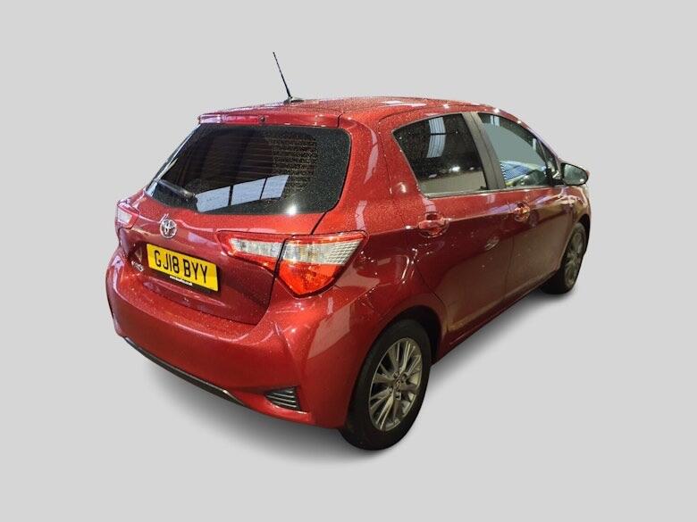 Used Toyota Yaris 2018 for sale - 77214927: Photo 2