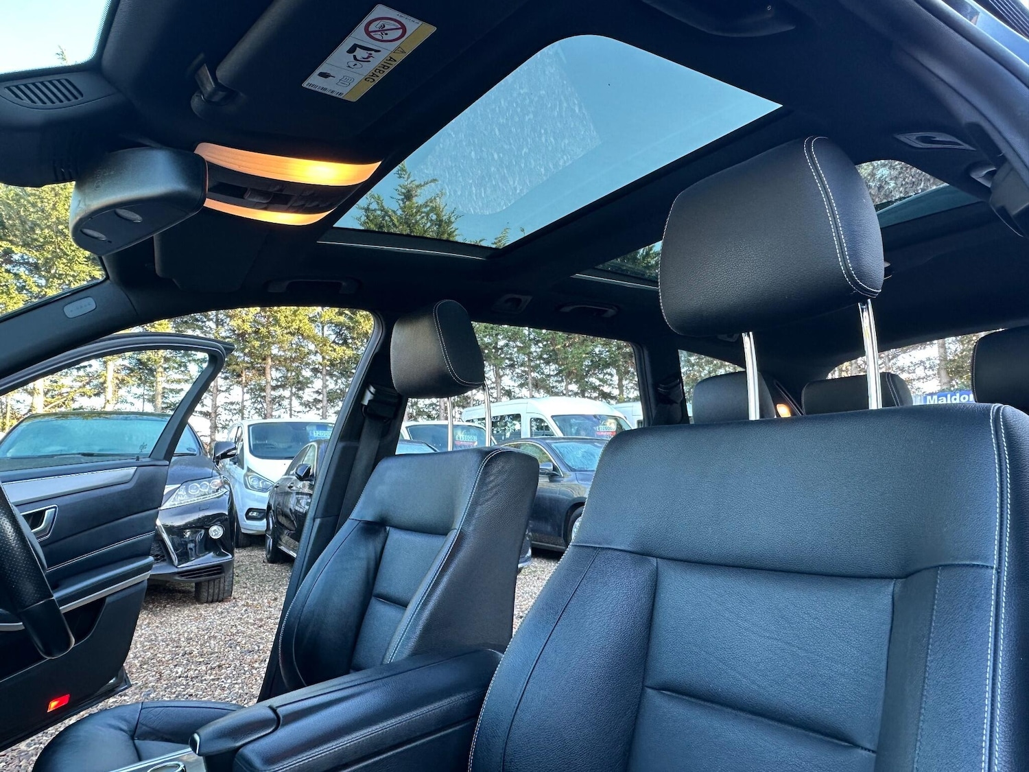 Used Mercedes-Benz E Class 2015 for sale - 76633517: Photo 21