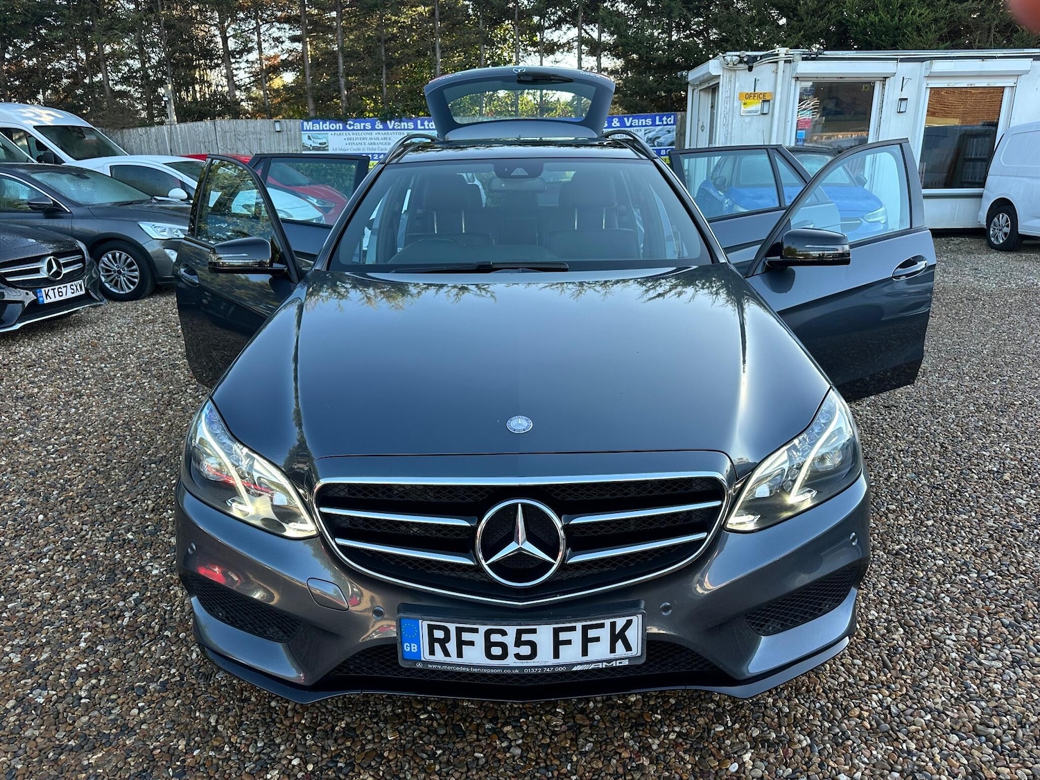 Used Mercedes-Benz E Class 2015 for sale - 76633517: Photo 30