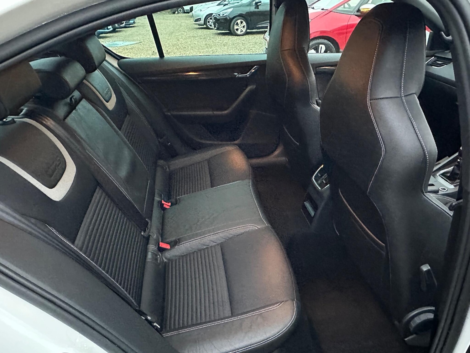 Used Skoda Octavia 2015 for sale - 77029795: Photo 13