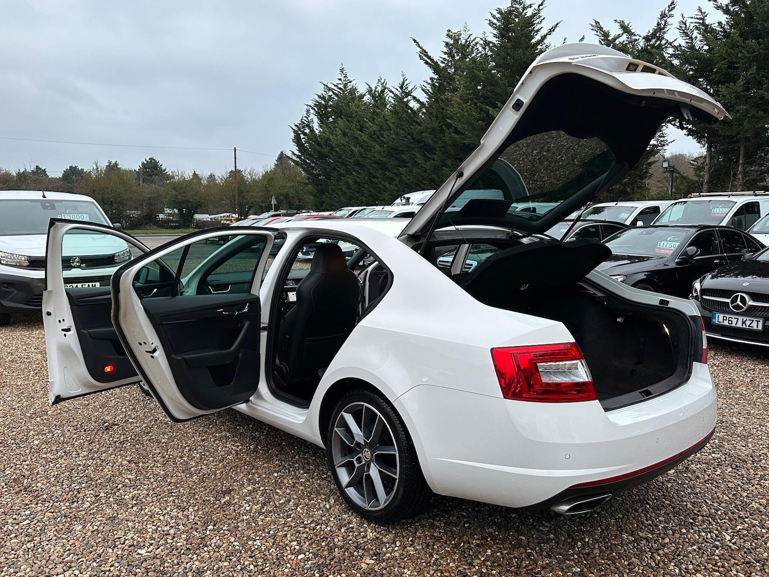 Used Skoda Octavia 2015 for sale - 77029795: Photo 21