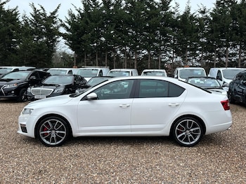 Used Skoda Octavia 2015 for sale - 77029795: Photo