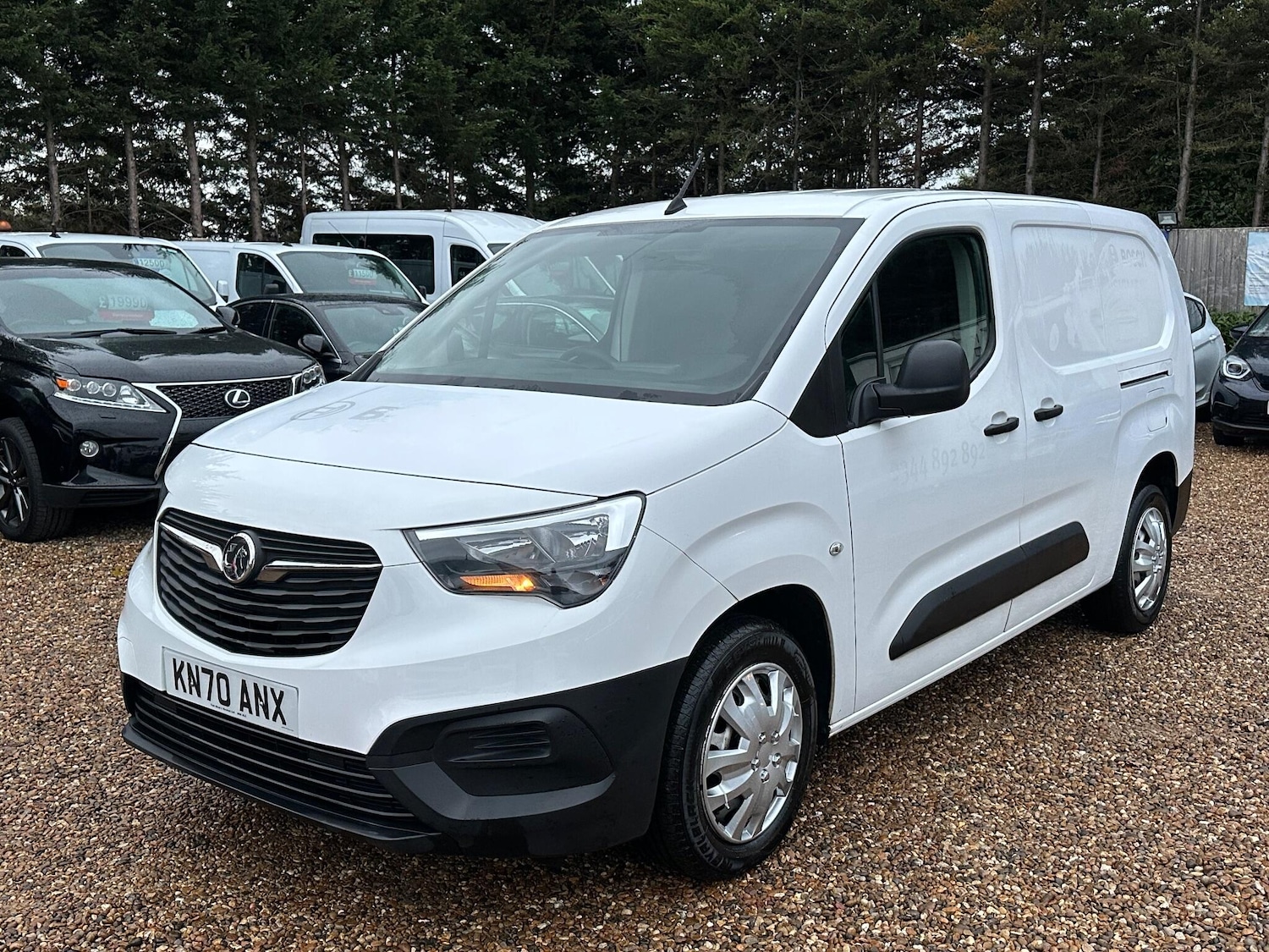 Used Vauxhall Combo 2020 for sale - 76666902: Photo 1