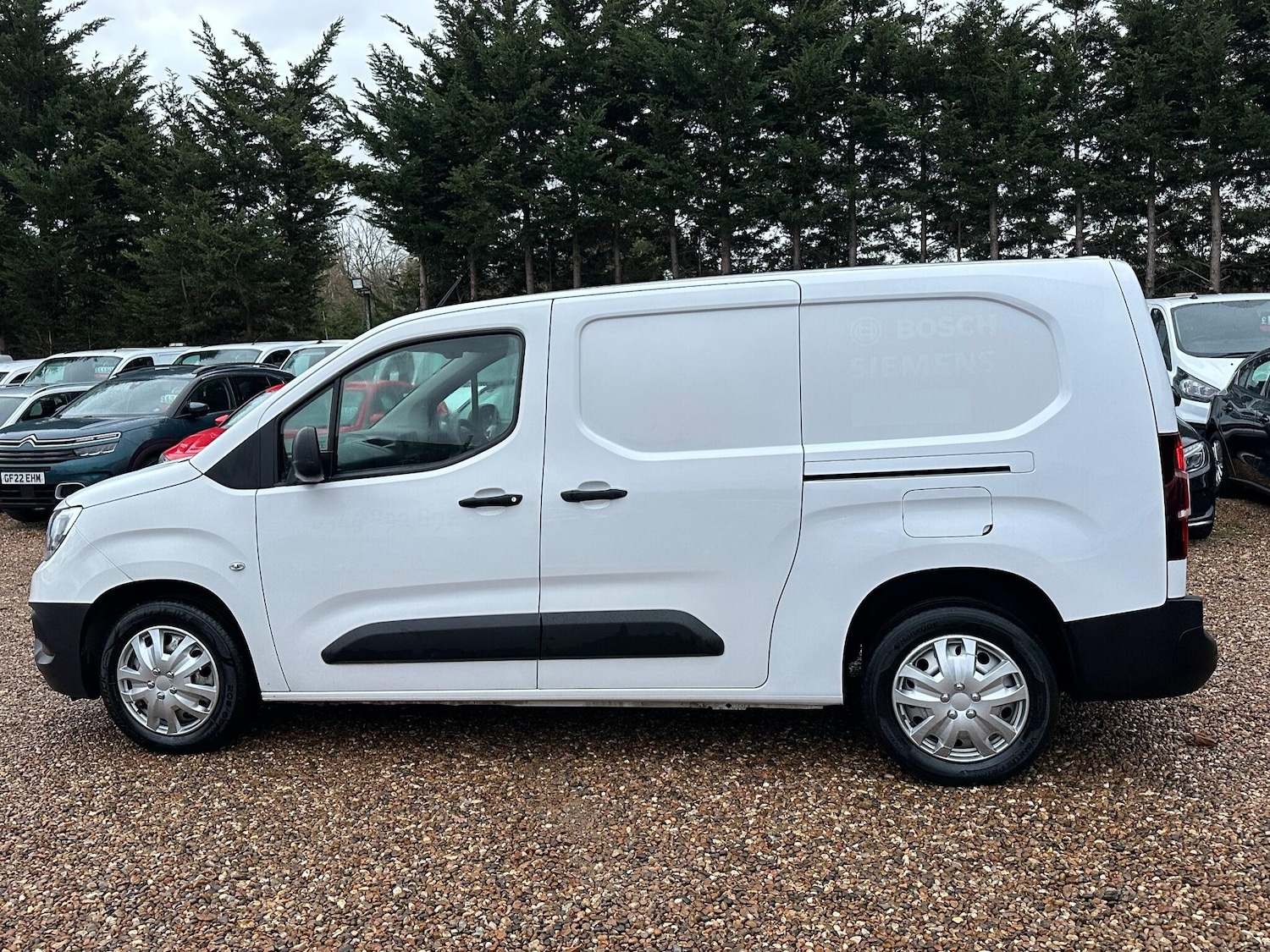Used Vauxhall Combo 2020 for sale - 76666902: Photo 2