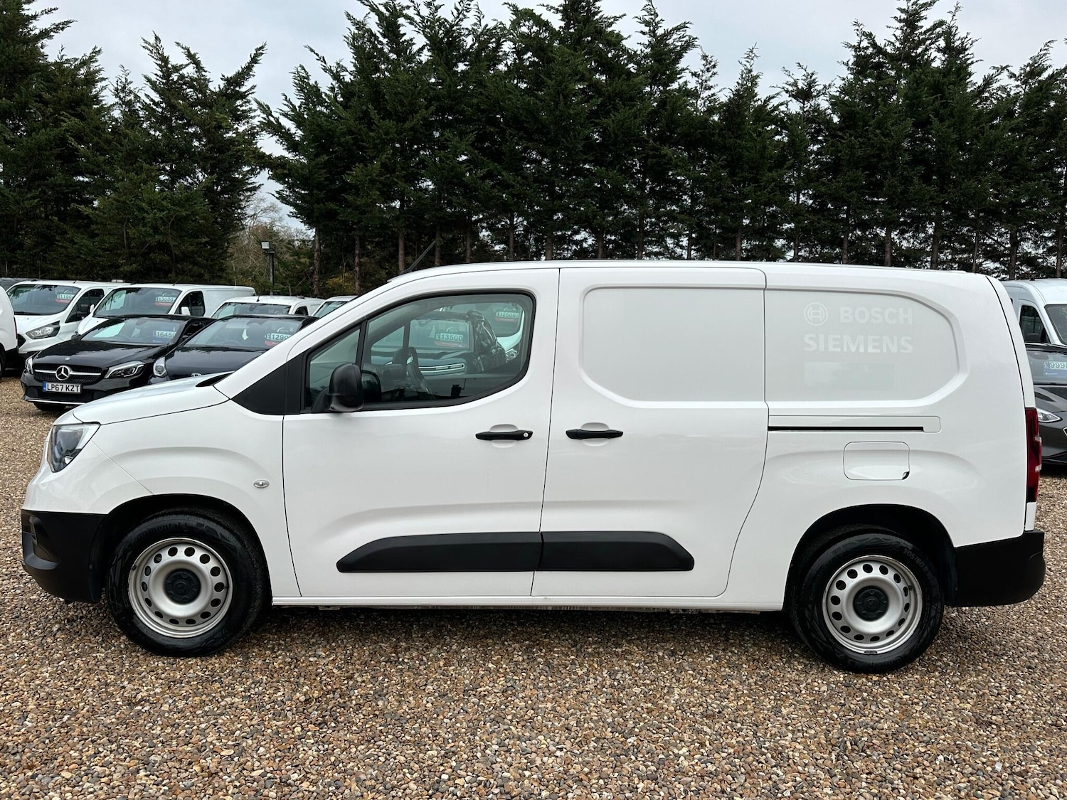 Used Vauxhall Combo 2020 for sale - 76550152: Photo 2