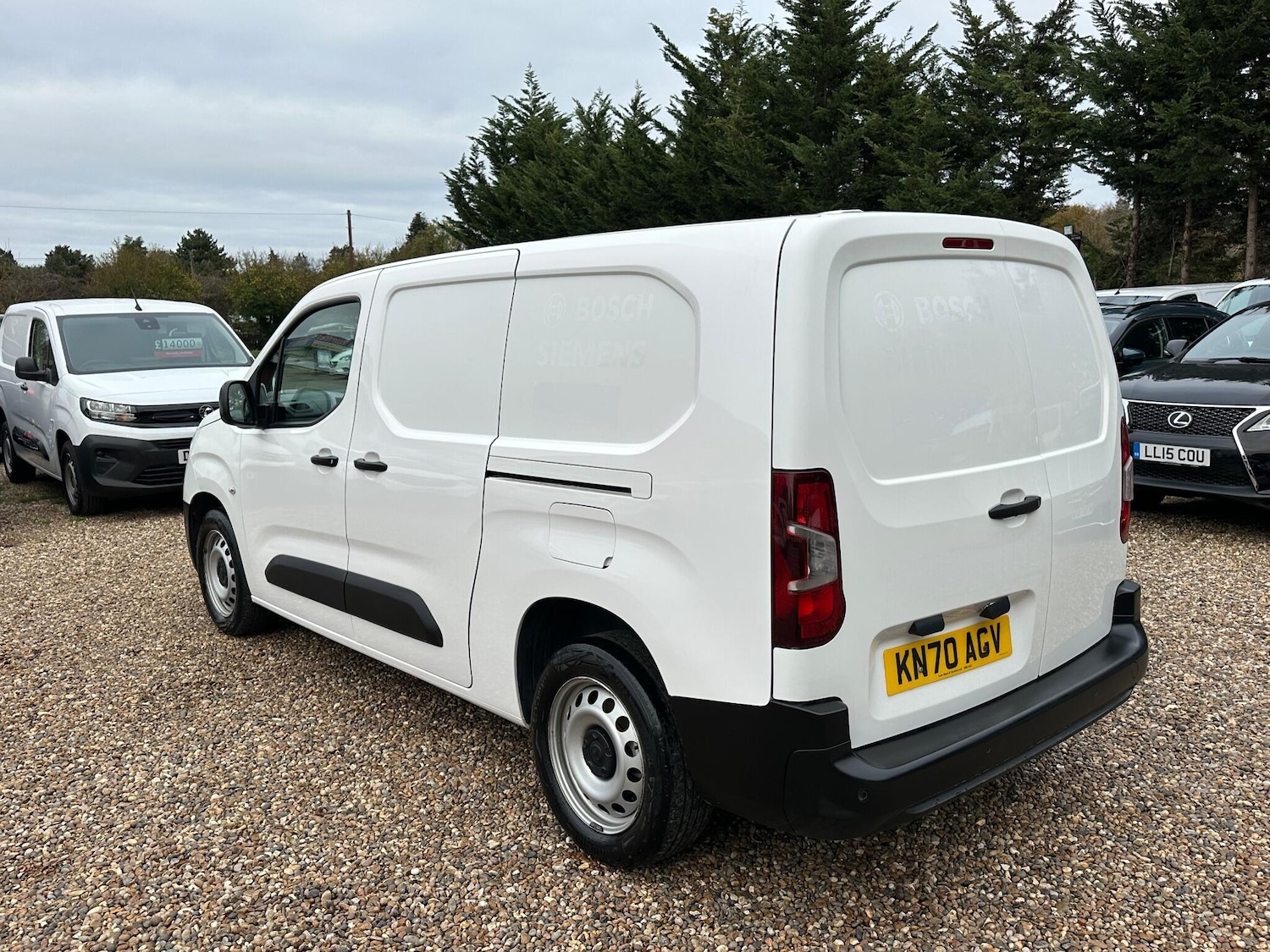 Used Vauxhall Combo 2020 for sale - 76550152: Photo 3