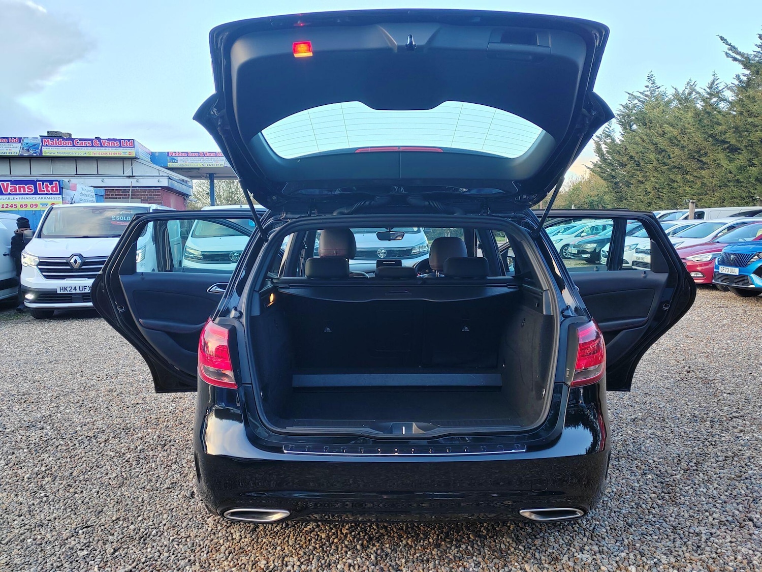 Used Mercedes-Benz B Class 2017 for sale - 77524853: Photo 23