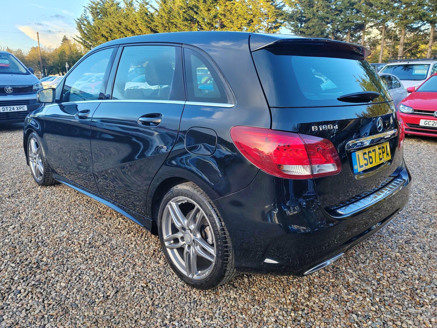 Used Mercedes-Benz B Class 2017 for sale - 77524853: Photo 3